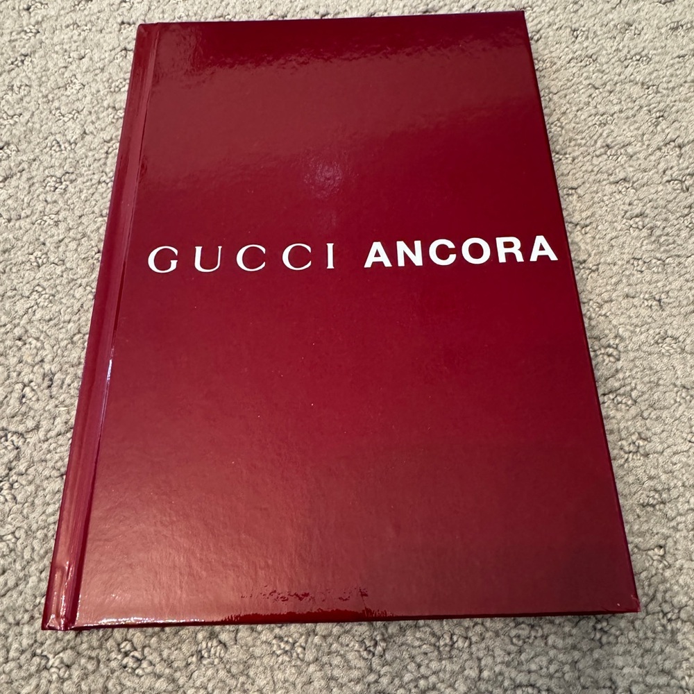 GUCCI NOTEBOOK new! Authentic